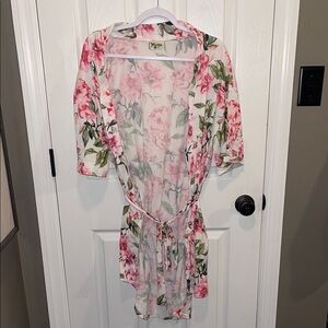 Show Me Your MuMu Short Sleeve Floral Robe